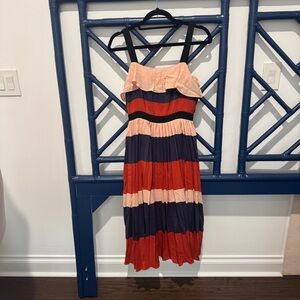 Endless rose pleated dress